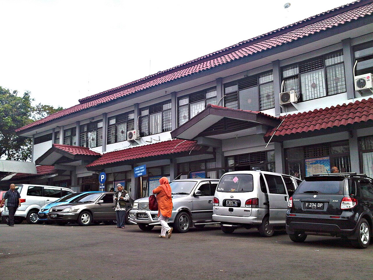 Petugas SAMSAT bima